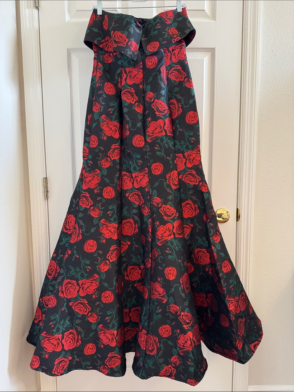 Mac Duggal 27679 Black Strapless Floral Brocade Mermaid Gown Size 6 NWT - Picture 8 of 13